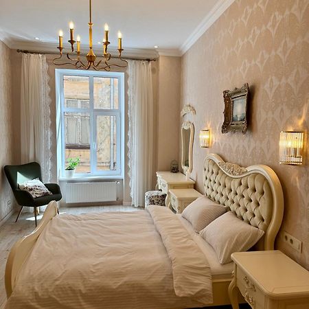 Elite Apart Near Svoboda Avenue Lviv Exterior foto