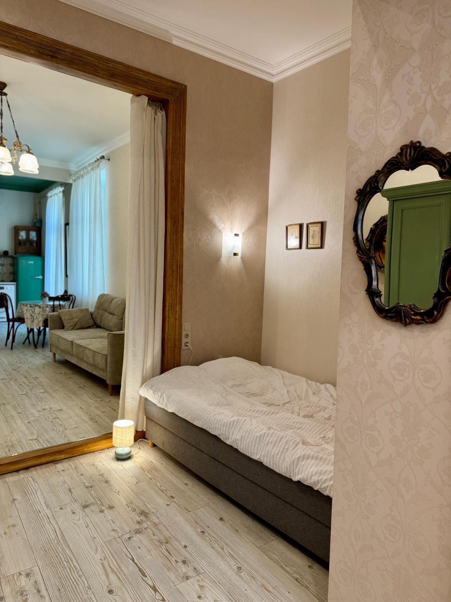 Elite Apart Near Svoboda Avenue Lviv Exterior foto